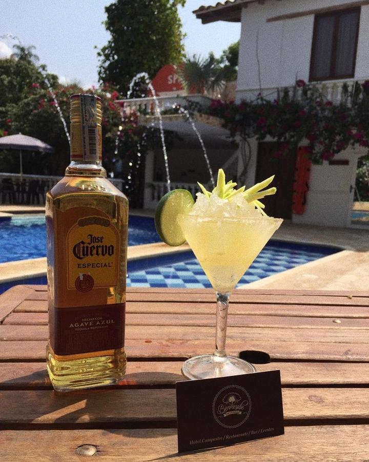 Hotel Y Restaurante Bienmesabe Santa Fe de Antioquia Εξωτερικό φωτογραφία