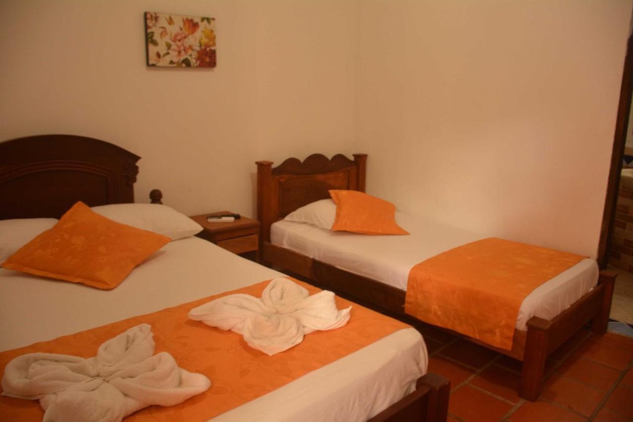 Hotel Y Restaurante Bienmesabe Santa Fe de Antioquia Εξωτερικό φωτογραφία