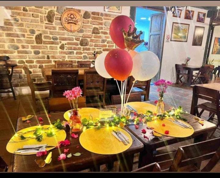 Hotel Y Restaurante Bienmesabe Santa Fe de Antioquia Εξωτερικό φωτογραφία