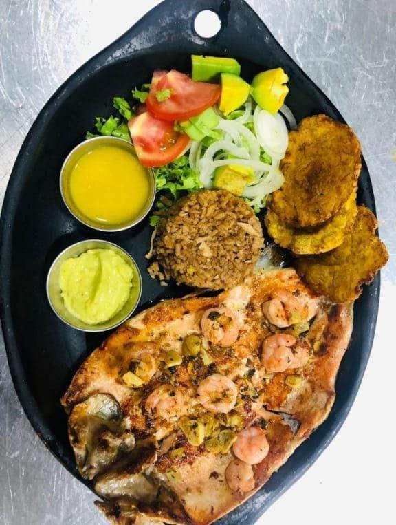 Hotel Y Restaurante Bienmesabe Santa Fe de Antioquia Εξωτερικό φωτογραφία