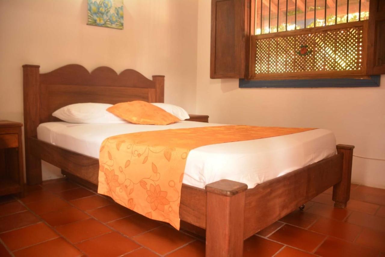 Hotel Y Restaurante Bienmesabe Santa Fe de Antioquia Εξωτερικό φωτογραφία