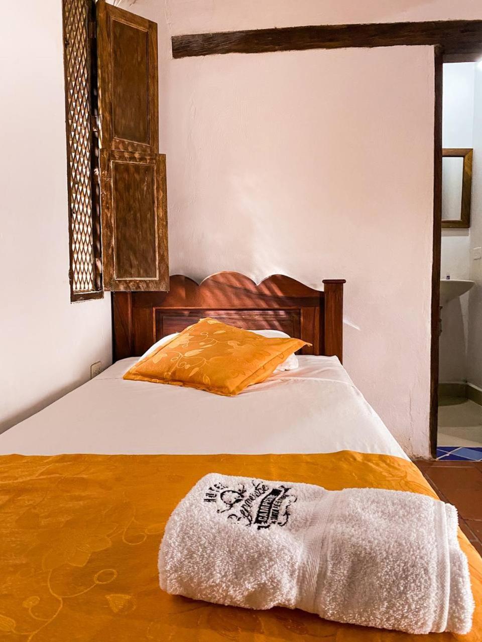 Hotel Y Restaurante Bienmesabe Santa Fe de Antioquia Εξωτερικό φωτογραφία