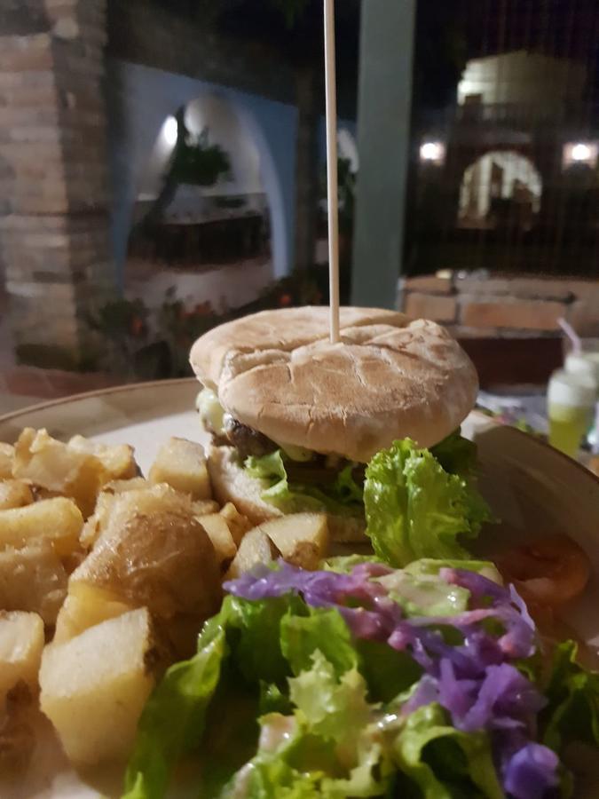 Hotel Y Restaurante Bienmesabe Santa Fe de Antioquia Εξωτερικό φωτογραφία