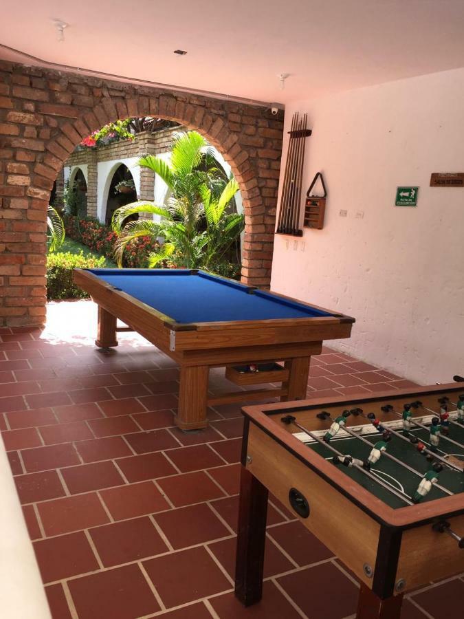 Hotel Y Restaurante Bienmesabe Santa Fe de Antioquia Εξωτερικό φωτογραφία